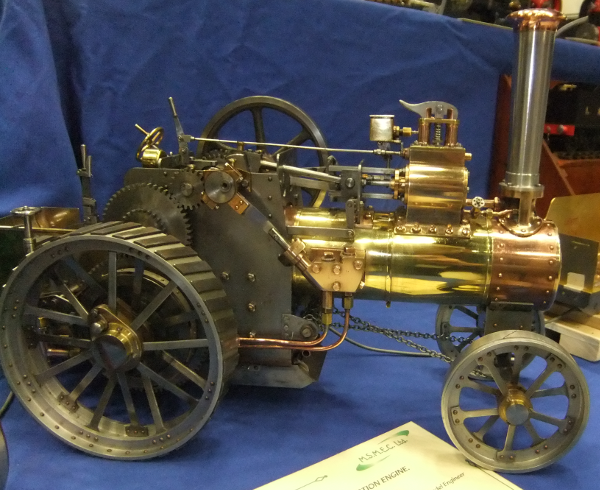 “MINI” TRACTION ENGINE. Scale 1" : 1 ft.